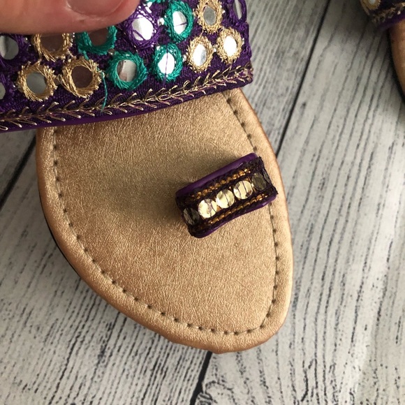 NWOT Girls Sandals - Picture 2 of 5